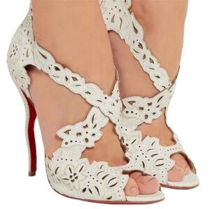 Christian Louboutin Decoupadiva
120 Suede cut out heels RETAIL 1,295
